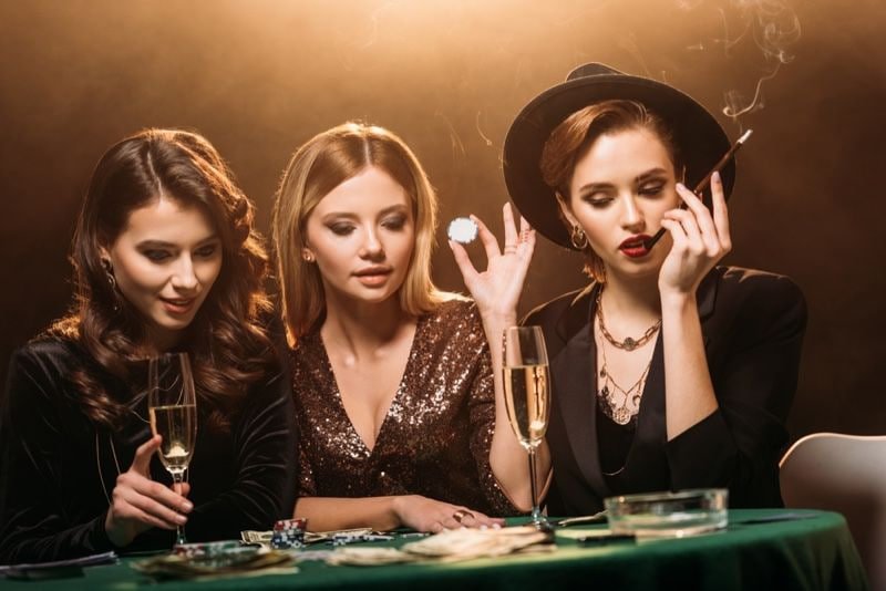 Users in Bangladesh browsing bat 577 Mini Baccarat with a private device